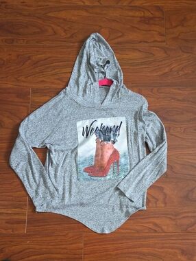 Occasion Girls Gray Hoodie Sweater with Red Heel Graphic